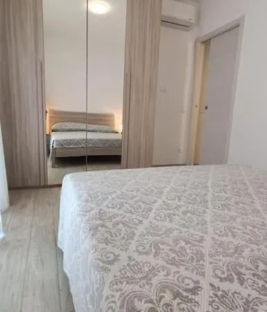 Apartment Eland A Due Passi Dal Mare *