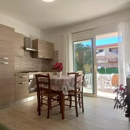 Apartment Eland A Due Passi Dal Mare