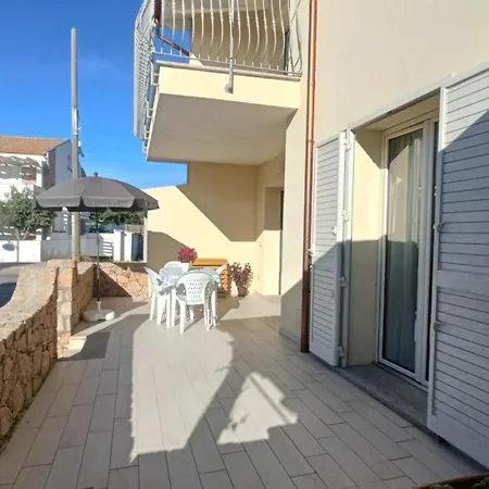 Eland A Due Passi Dal Mare Apartment *